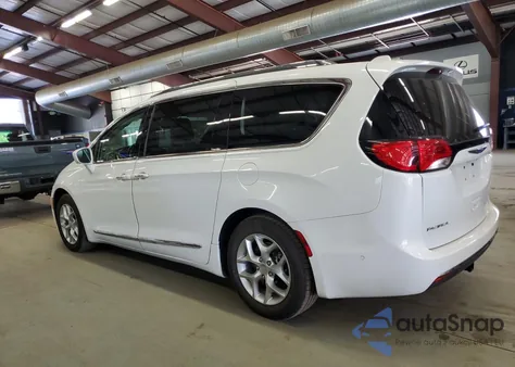 2018 Chrysler Pacifica Touring L Plus z USA, uszkodzony, nr VIN 2C4RC1EGXJR350334